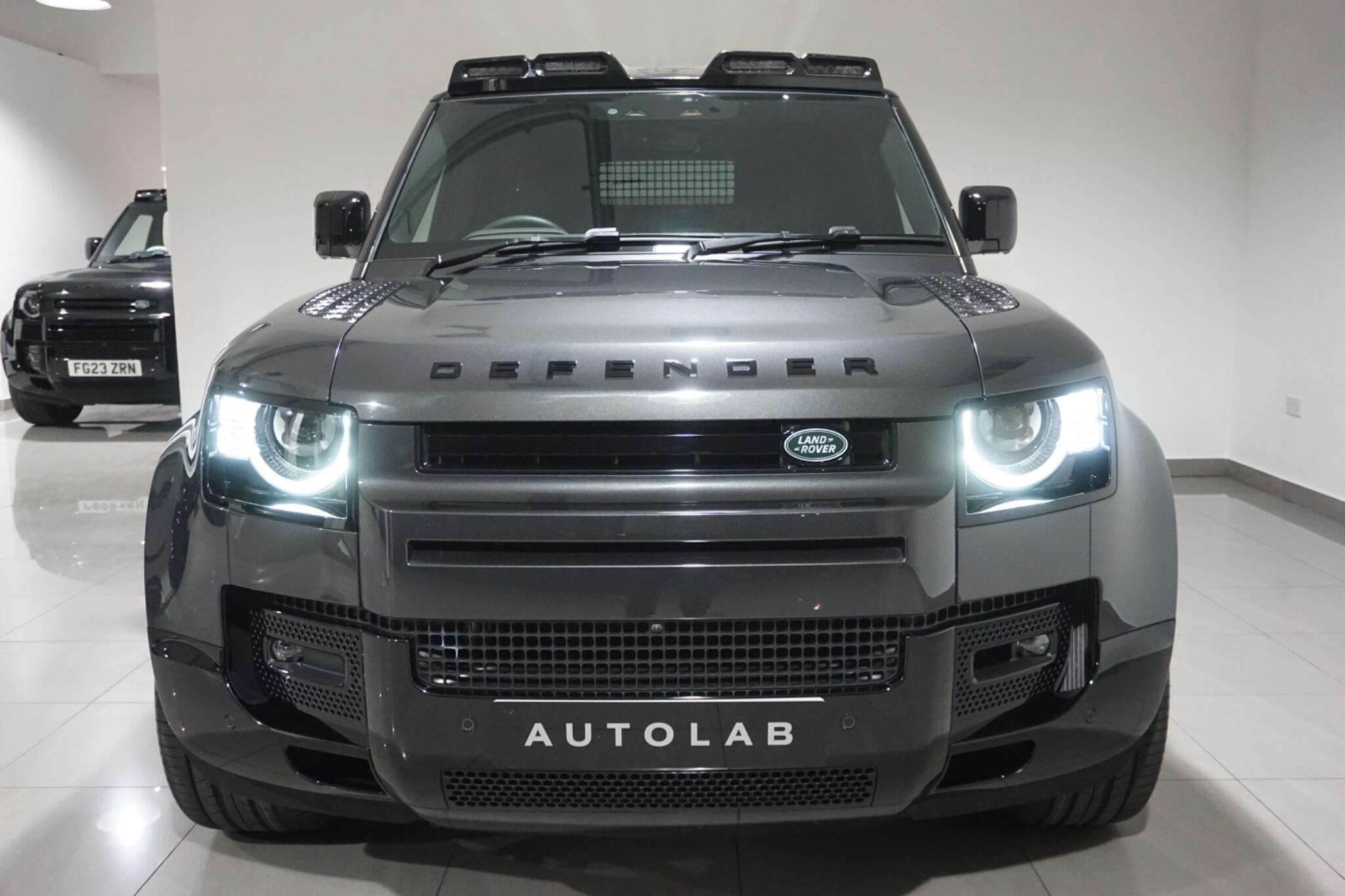 Land Rover Defender 110 3.0 D350 MHEV X-Dynamic HSE Hard Top SUV Auto 4WD MWB Euro 6 (s/s) 5dr